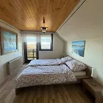 Private Forest With Epic View 度假居 *