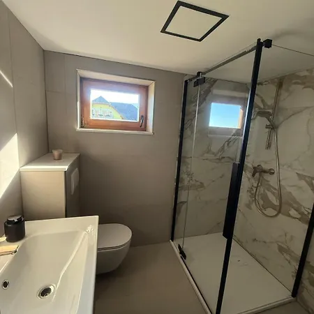 Private Forest With Epic View Hébergement de vacances